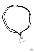 Load image into Gallery viewer, Terra Traverse Black Urban Necklace
