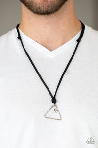 Terra Traverse Black Urban Necklace