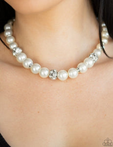 Rich Girl Refinement White Necklace