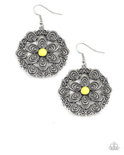 Load image into Gallery viewer, Grove Groove Yellow Earring
