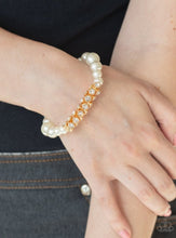 Load image into Gallery viewer, Traffic-Stopping Sparkle Gold
