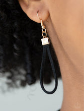 Load image into Gallery viewer, Walk The WALKABOUT Necklace
