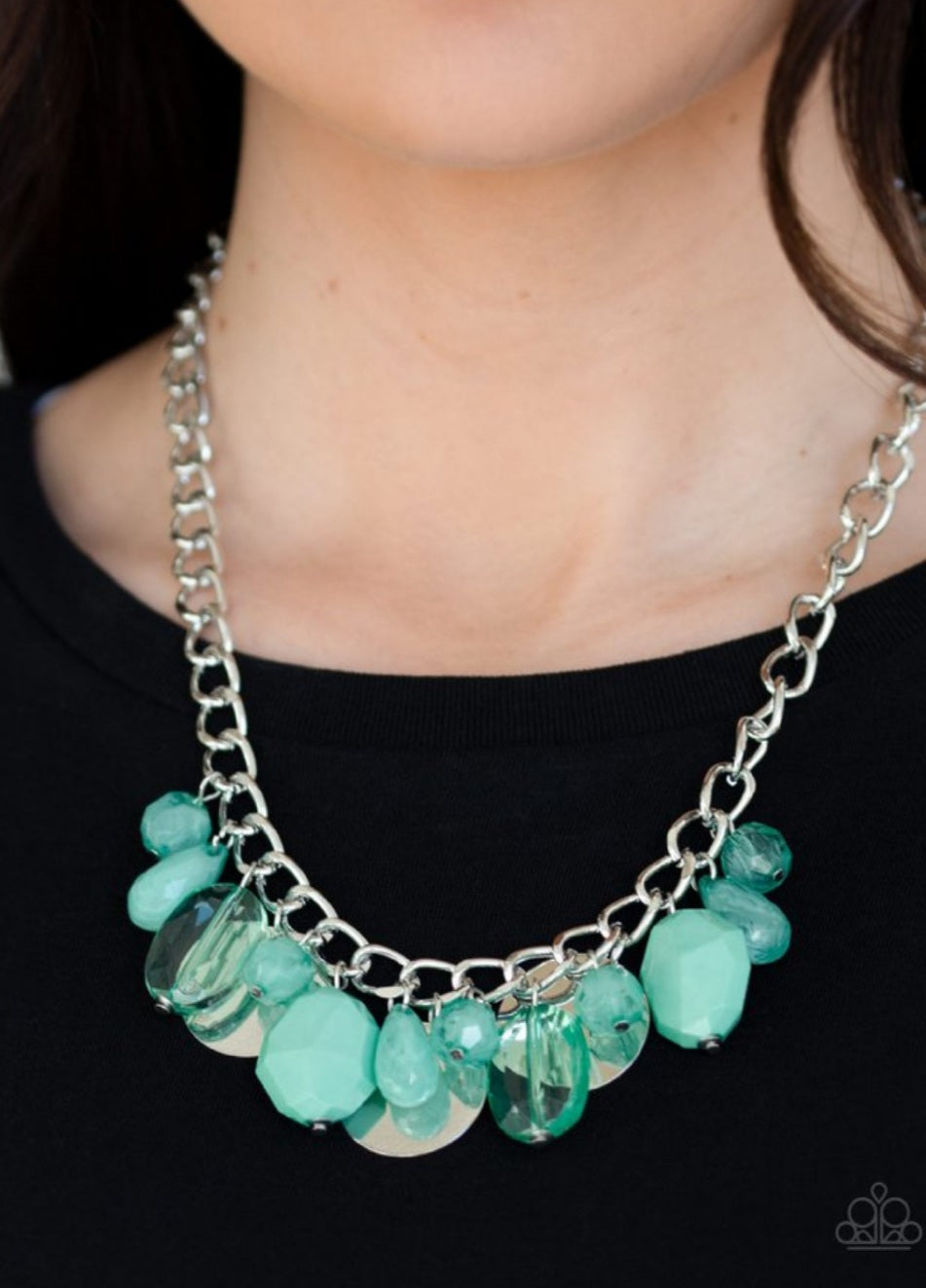 Treasure Shore Green Necklace