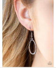 Load image into Gallery viewer, Terra Storm Black Necklace

