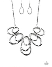 Load image into Gallery viewer, Terra Storm Black Necklace
