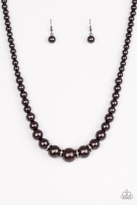 Party Pearls Black Necklace