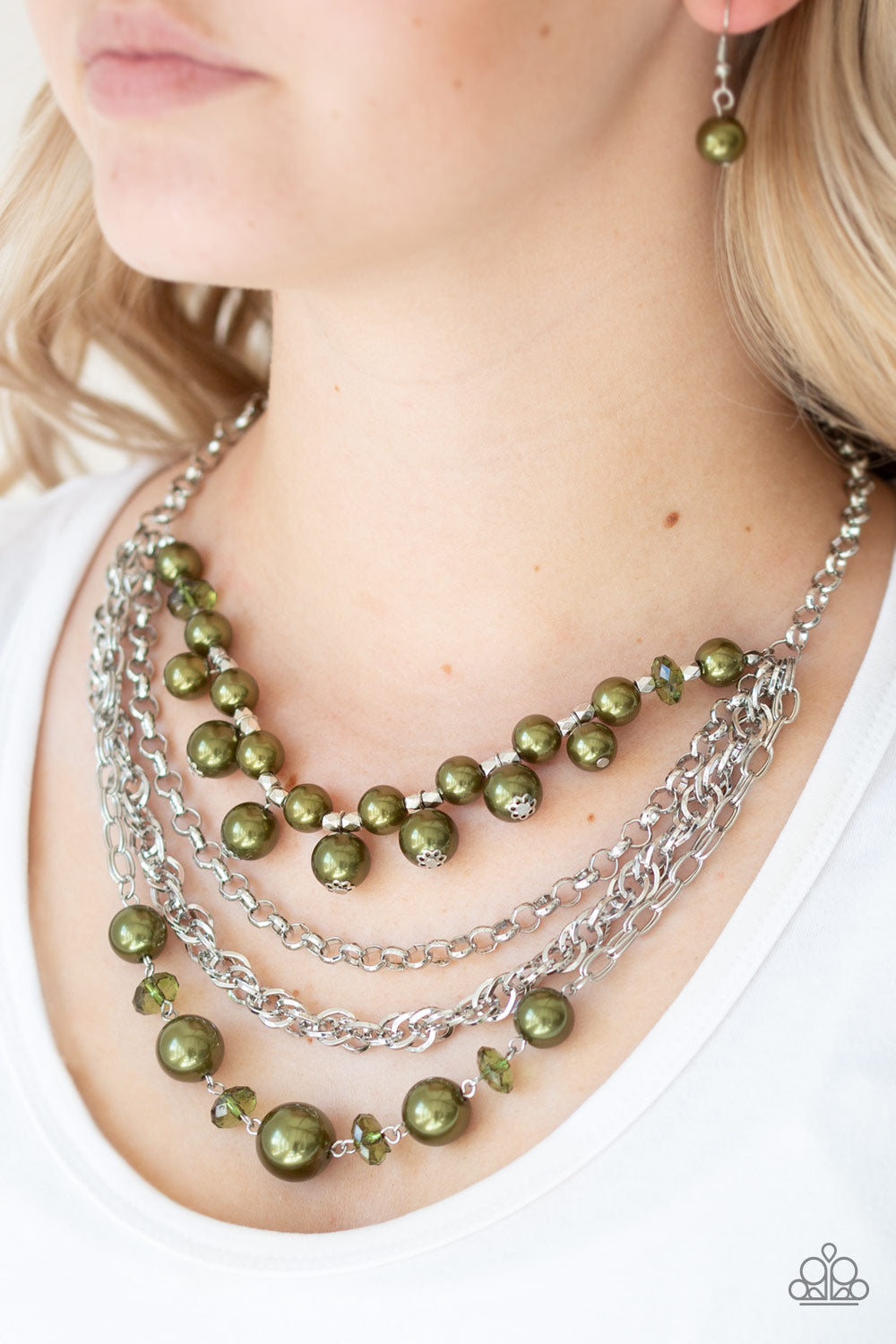 Rockin' Rockette Green Necklace