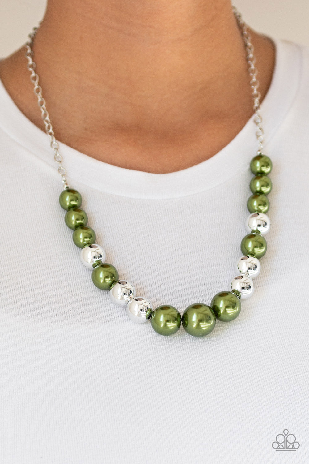 Take Note Green Necklace