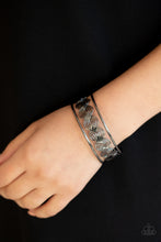Load image into Gallery viewer, WEAVE An Impression Black Bracelet
