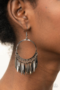 Radiant Chimes Black Earrings