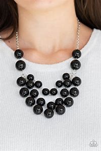 Miss Pop-YOU-larity Black Necklace