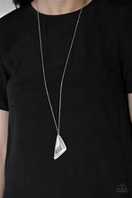 Load image into Gallery viewer, Ultra Sharp White Necklace
