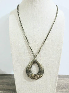 Glitz and Grind Brass Necklace