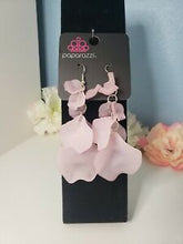 Load image into Gallery viewer, Fragile Florals Pink
